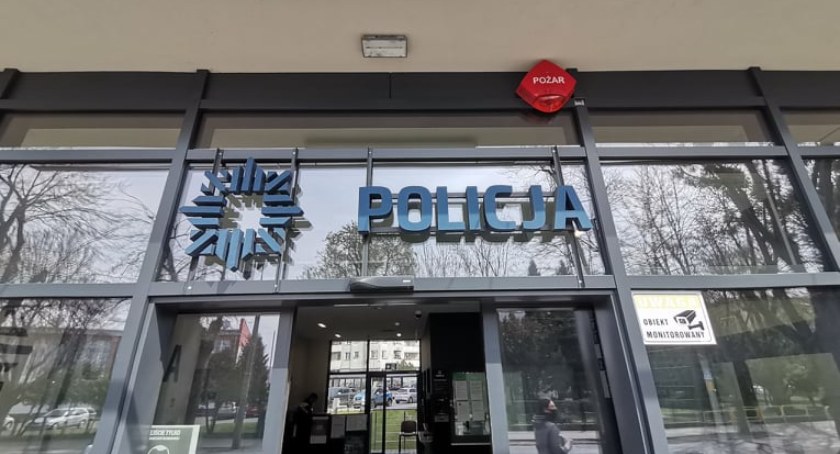 Sochaczew - kradzież pieniędzy i próba ucieczki