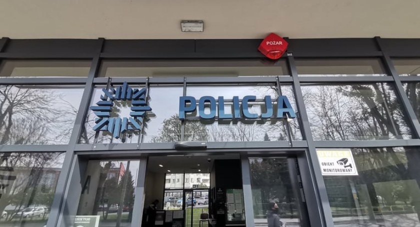 Z trzema promilami przyjechał do komendy w Sochaczewie