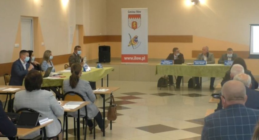 Skarga Jana Kraśniewskiego w sprawie nieudzielenia wotum zaufania – jest orzeczenie sądu