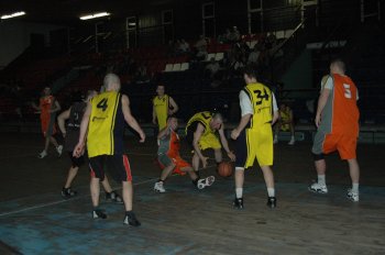 Mistrzowie górą