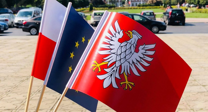 Jedno Mazowsze – wspólna flaga!