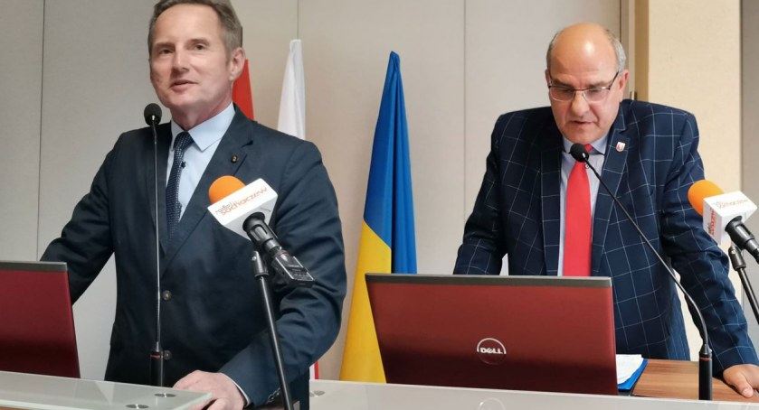 Burmistrz Sochaczewa z absolutorium – decyzja podjęta mimo sprzeciwu opozycji