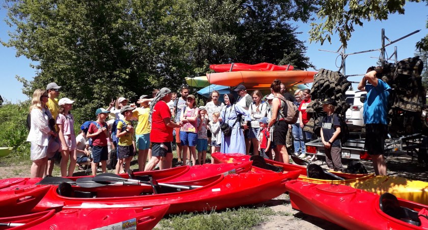 Spływ kajakowy z Okazji DNIA DZIECKA