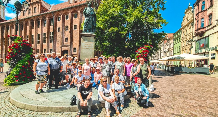 Słoneczna wycieczka czytelników z Młodzieszyna do Torunia i Ciechocinka