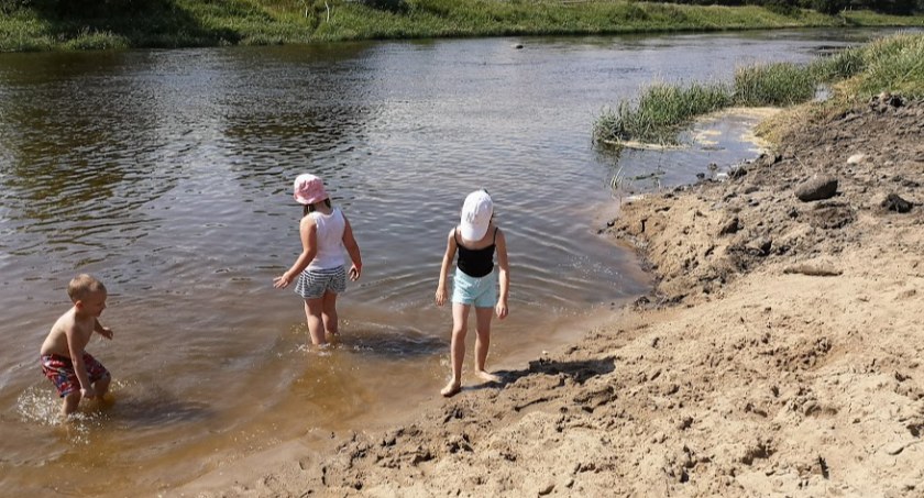 Plaża miejska w Sochaczewie - przeprowadzono badania wody kąpieliska 