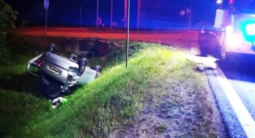 Trzy dachowania w ciągu jednego dnia w powiecie sochaczewskim