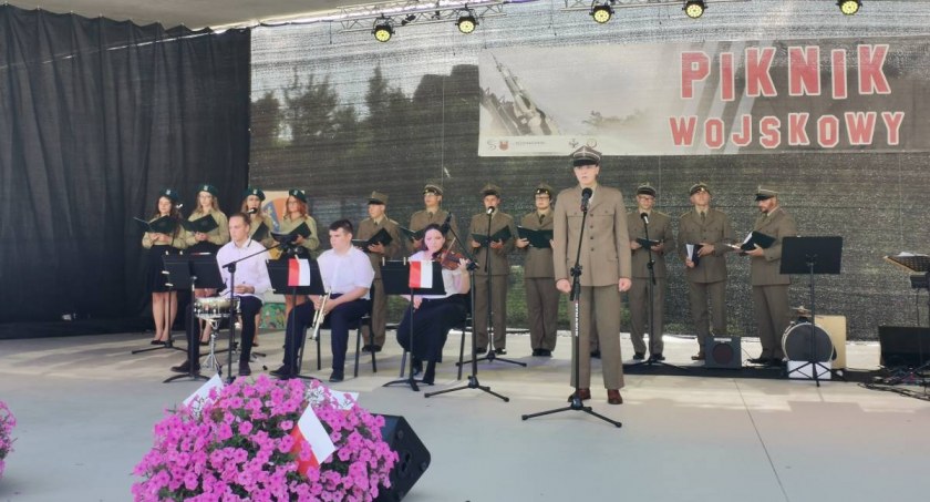 Wojskowy Piknik w Sochaczewie [FOTO]
