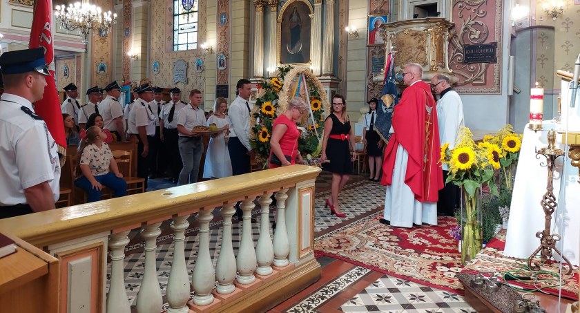 Gmina Rybno: Piękne uroczystości odpustowo - dożynkowe w kościele pw. św. Bartłomieja Apostoła 