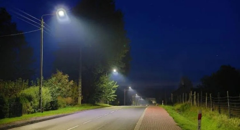 Gmina Rybno: Czas na nowe oświetlenie w Ćmiszewie Rybnowskim, umowa podpisana 