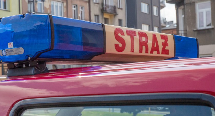 Wypadek z udziałem motocyklisty w Kożuszkach Parcel