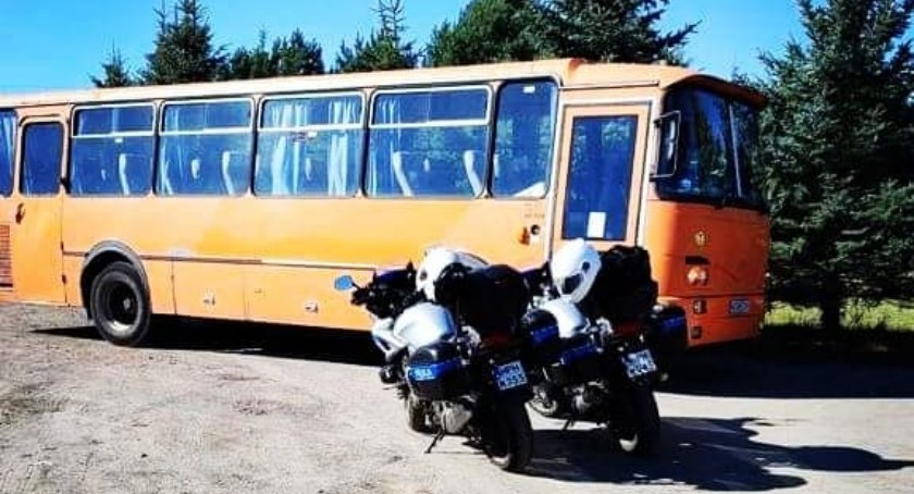 Sochaczewska policja - szkolne autobusy pod lupą
