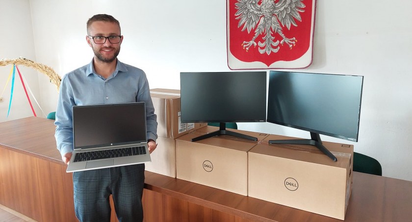 Gmina Rybno: Rozpoczęła się realizacja programu grantowego „Cyfrowa Gmina” 