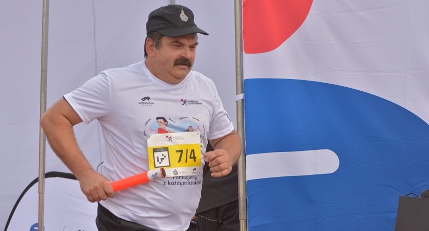 6PKO charytatywne bieganie na sochaczewskiej Maracanie [GALERIA]