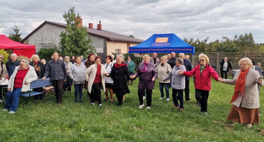 Piknik dla seniorów w Kuzocinie - zapraszamy!