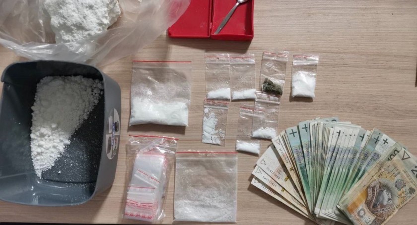 Pół kilograma amfetaminy w sochaczewskim mieszkaniu