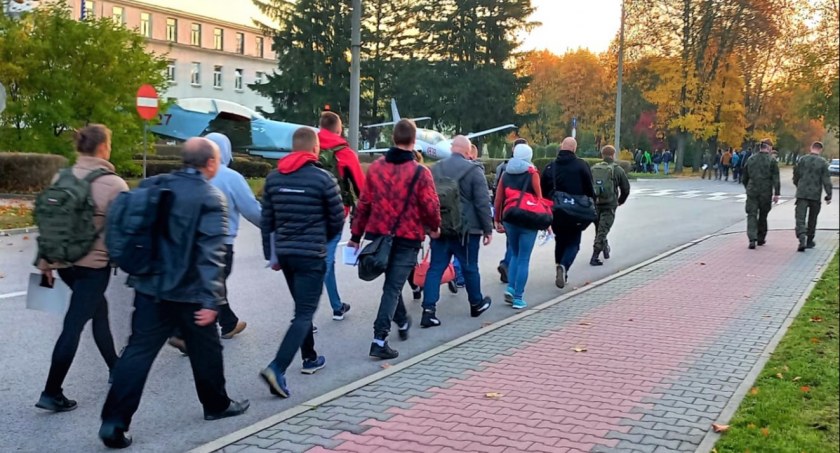 Prawie 90 nowych ochotników do 6MBOT