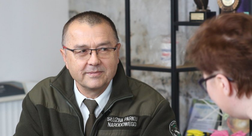 Dyrektor Kampinoskiego Parku Narodowego o turystach, problemach i bagnach [ROZMOWA WIDEO]