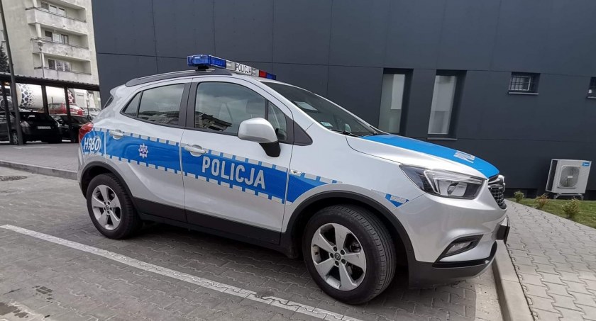 19-latkowie z Sochaczewa okradli garaż 