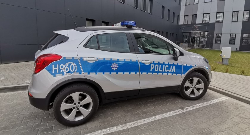 Drugie dziś zdarzenie w Kożuszkach Kolonii - są utrudnienia w ruchu