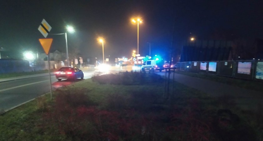 W Sochaczewie trwa obława - poszukiwany nożownik z Płockiej