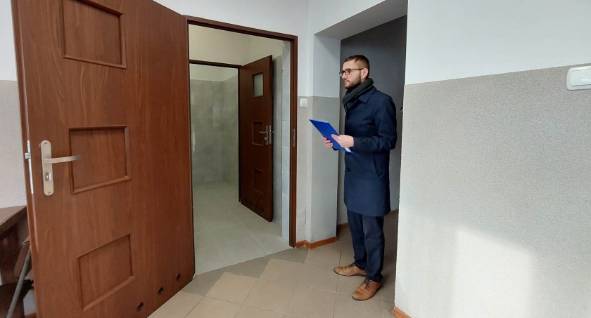 Gmina Rybno: Zakończyły się prace związane z remontem budynku Ochotniczej Straży Pożarnej w Wężykach 