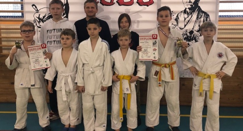 Medalowa niedziela dla podopiecznych trenera Janusza Piechny.