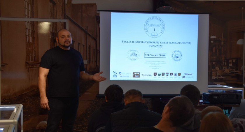 O świątyniach ziemi sochaczewskiej w Muzeum Kolei Wąskotorowej