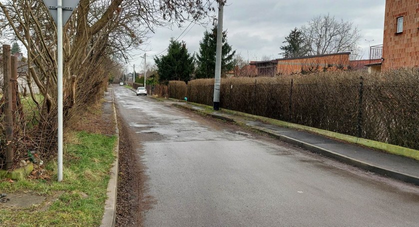 Zalewana ulica w Sochaczewie - co z problemem ma zamiar zrobić urząd?