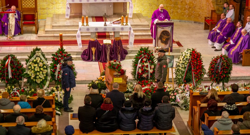 Przy innym ogniu,w inną noc - do zobaczenia znów... Ostatnie pożegnanie Krzysztofa Wasilewskiego 