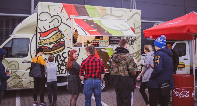 Foodtrucki, strefa orzeźwienia i atrakcje dla maluchów - Family Fest w Sochaczewie