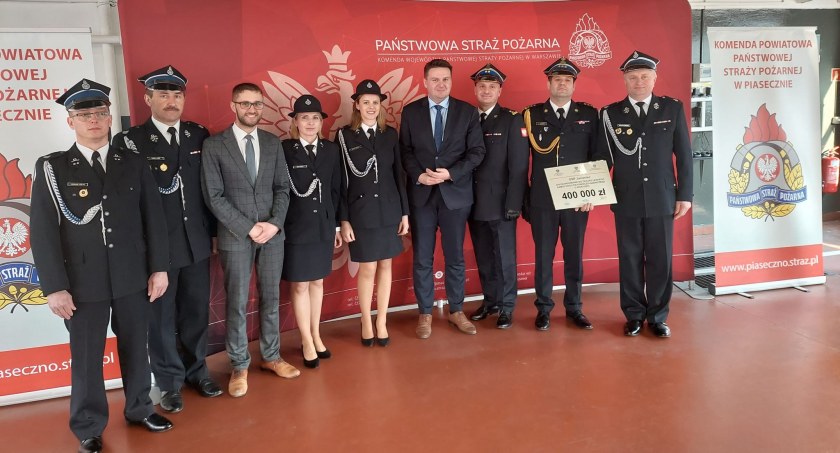 Gmina Rybno: 400 tys. zł na nowy  lekki samochód ratowniczo-gaśniczy dla Ochotniczej Straży Pożarnej w Jasieńcu