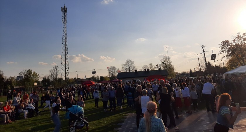  Zabawa taneczna na dechach - Gmina Rybno rusza z imprezowym sezonem
