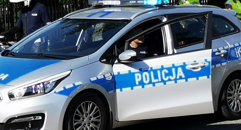 Sprawca dostał się do zamkniętej wiaty przy sklepie i ukradł artykuły spożywcze 