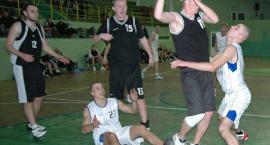 Trzy minuty od play-off