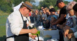 Festiwal Cebuli w Sochaczewie 2023 -  będzie gotowanie z Jakubem Kuroniem 