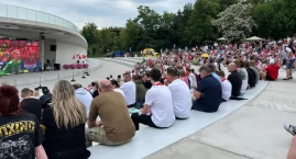 Sochaczewska Strefa Kibica - tłumy na amfiteatrze mimo pogody 