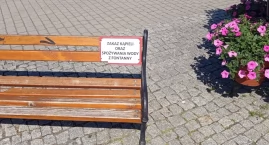 Sochaczewska fontanna pod nadzorem - kąpiel surowo zakazana