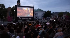 Letnie kino wraca do powiatu - wybierz film na pierwszy seans Kina pod Chmurką w Giżycach