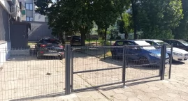 Koniec parkowania na skwerze - śladem naszych interwencji