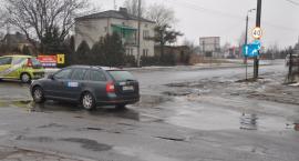 Płocka i Gawłowska z marketem w tle