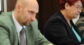 Staszica między miastem a powiatem
