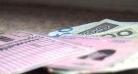 Poszkodowani kierowcy niech piszą do premiera