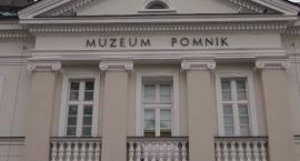 Mamy pamiętać o bohaterach, czy o burmistrzu?