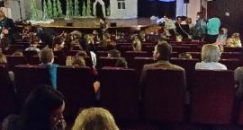 Wycieczka do teatru - „Zwyczajna zimowa opowie&hellip;
