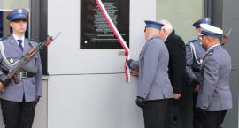 Odsłonięcie tablicy upamiętniającej 22 funkcjonariuszy policji państwowej