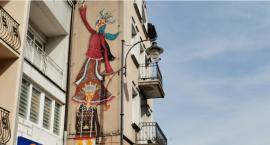 Nowy mural na Warszawskiej