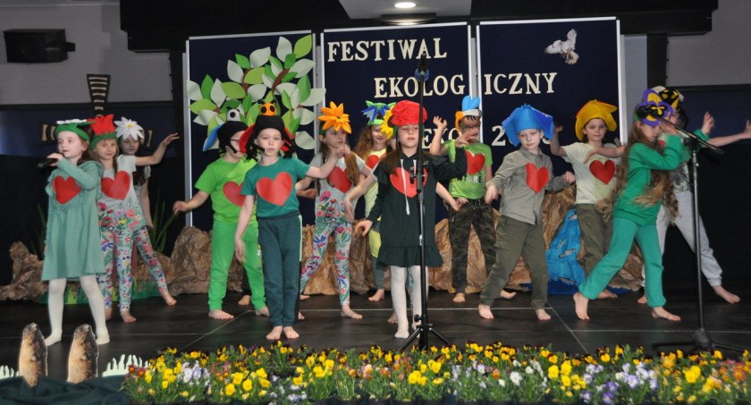 Festiwal Eko 2023 w Stryszawie za nami. Grali, śpiewali, malowali, odpowiadali 