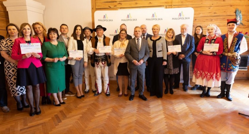 Tysiące na rozwój kultury w powiecie suskim