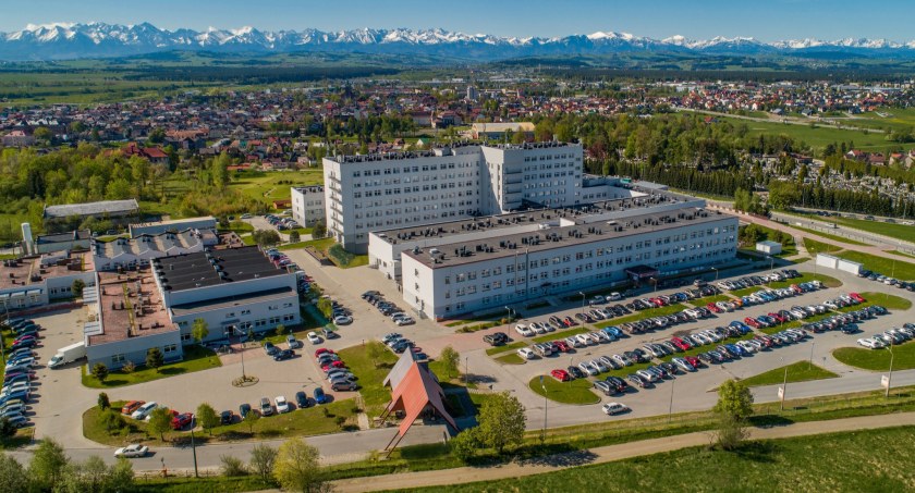 W nowotarskim szpitalu zmarła 33-letnia pacjentka. Była w piątym miesiącu ciąży