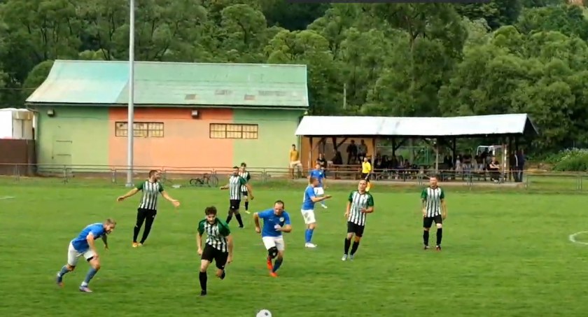 LIGA OKRĘGOWA OŚWIĘCIMSKA: Godne pożegnanie Marcina Ferka z Narożem Juszczyn, waleczna Babia Góra.